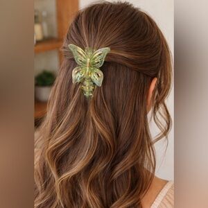 Butterfly Hair Clip in Translucent Green